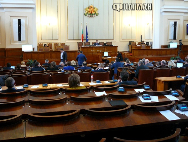 Депутатите решиха: Поне 4 кв.м пространство за затворниците