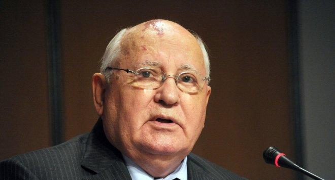 Горбачов: Светът е изправен пред ядрена война