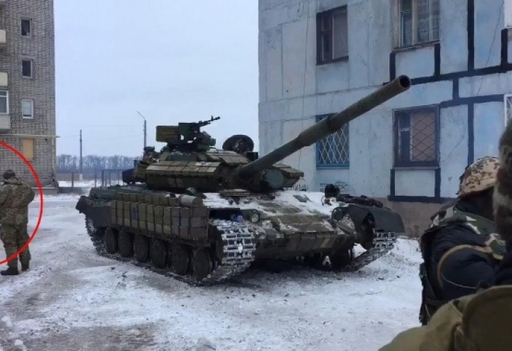 Извънредно! Войната се разгаря: Украински танкове нахлуха в Донбас! (ВИДЕО)