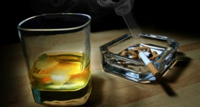 Всеки трети пуши, всеки четвърти пие, 70% не се движат