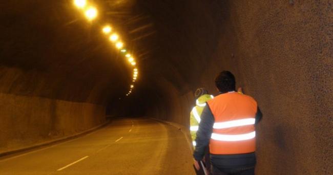Обезопасяват скалния тунел на пътя Провадия – Айтос