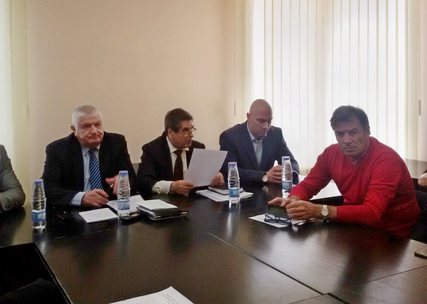 Водачът на „БСП за България” Петър Кънев посочи формулата за успеха на Индустриалната зона в Бургас