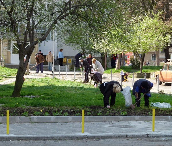 Пролетното почистване започна! Бургазлии, включете се!