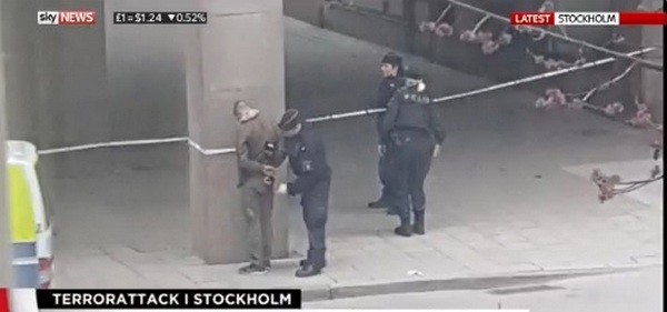 Извънредно! Има арестуван за кървавата баня в сърцето на Стокхолм