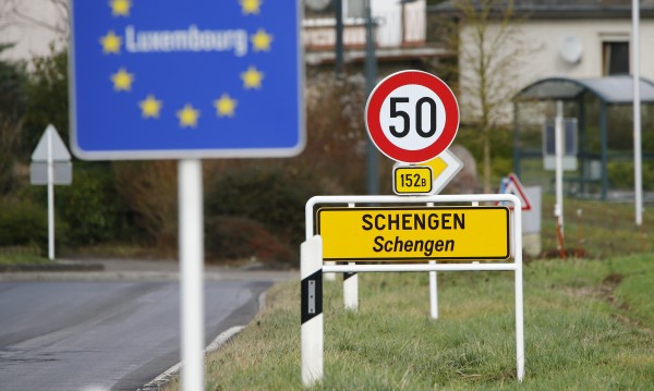 Гответе се за евроопашки, от днес Шенген проверява всички