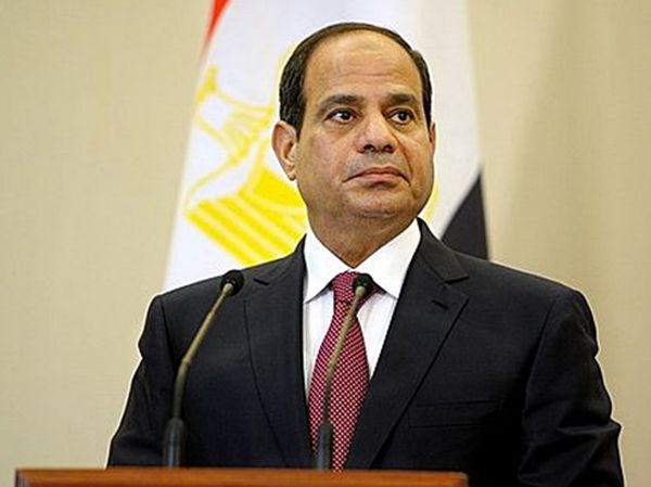 Президентът на Египет направи изявление за двата взрива пред християнски храмове