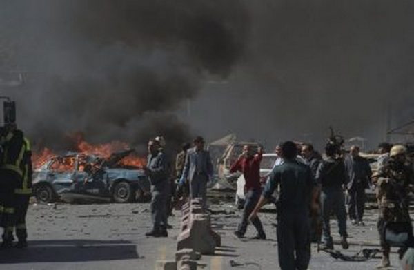 49 жертви и над 300 ранени при атентата в Кабул