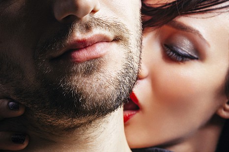 7 секс умения с уста, които ще го подлудят