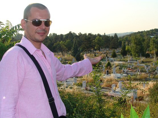 Ноу-хау: Фирма взема на концесия гробище в българска община