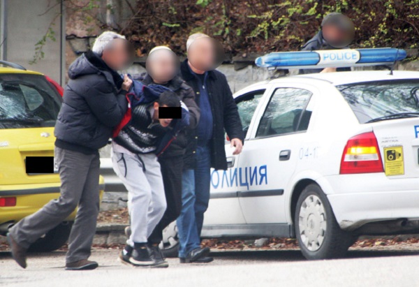 Нагъл таксиджия обра хърватски турист в Слънчев бряг, арестуваха го