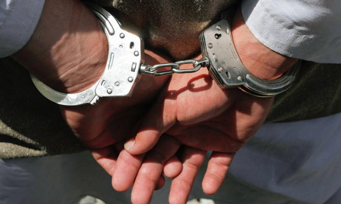 Вкараха в ареста варненец, обвинен за 32 престъпления в Унгария