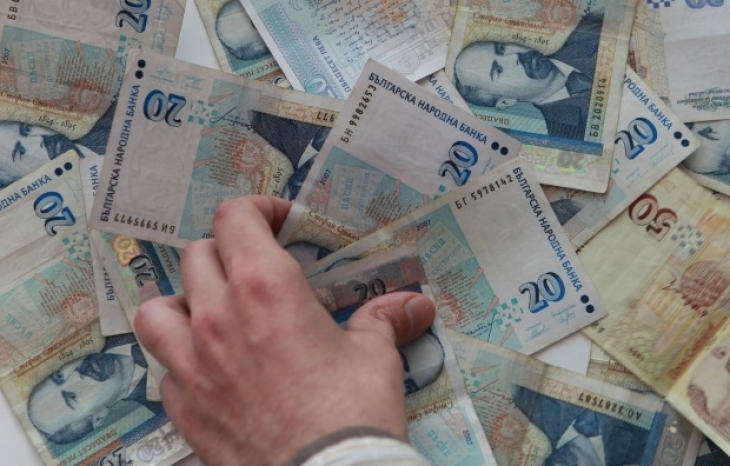 Супер финансова новина: Родените преди 1978 година българи може внезапно да забогатеят!