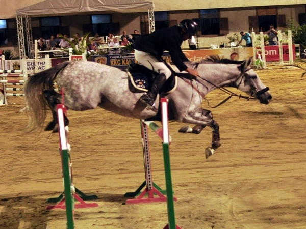 Започна уникалният фестивал на конния спорт в Бургас, гледайте го на живо тук