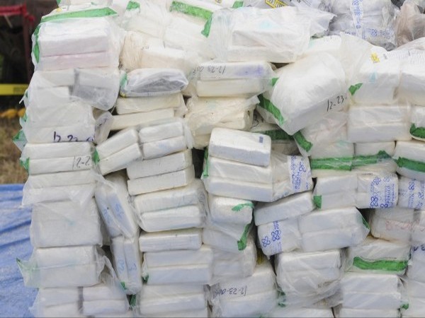 Рекорд! Митничари заловиха 600 кг кокаин за колосалните 49 милиона евро
