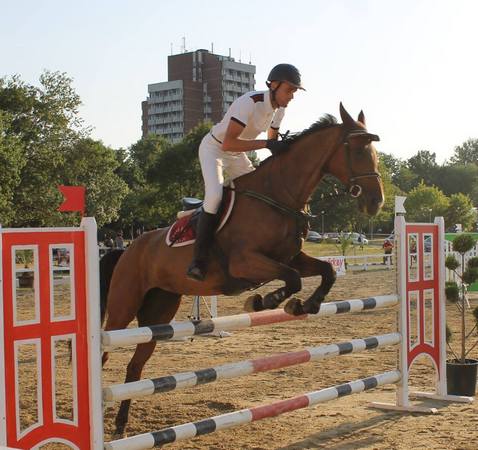 Гледайте на живо зрелищните финали на уникалния фестивал на конния спорт в Бургас