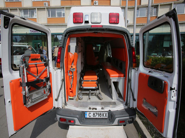 Системите за комуникация между линейки и спешни центрове ще продължат да работят
