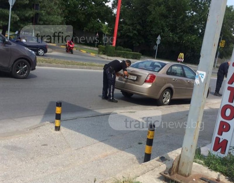 КАТ в действие: Свалиха регистрационния номер на автомобил заради нарушения