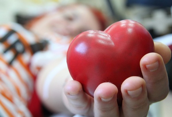 УМБАЛ Бургас призовава: Дари кръв, спаси живот