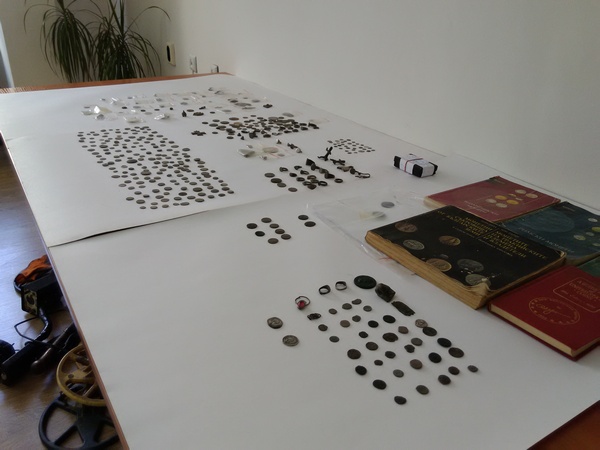 Арестуваха бургаски иманяри с богата плячка, пласирали ценните артефакти на черния пазар (СНИМКИ)