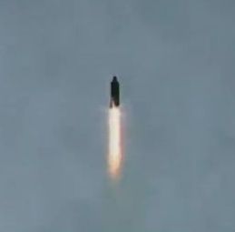 Северна Корея изстреля нова балистична ракета