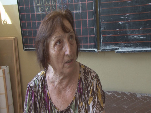 Какво е да си учител с 60-годишен стаж, вижте най-възрастната действаща учителка в Бургас
