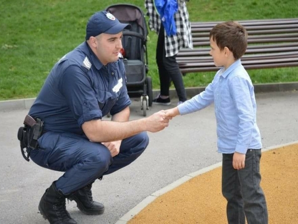 Ченге разчувства всички и стана герой с този свой текст