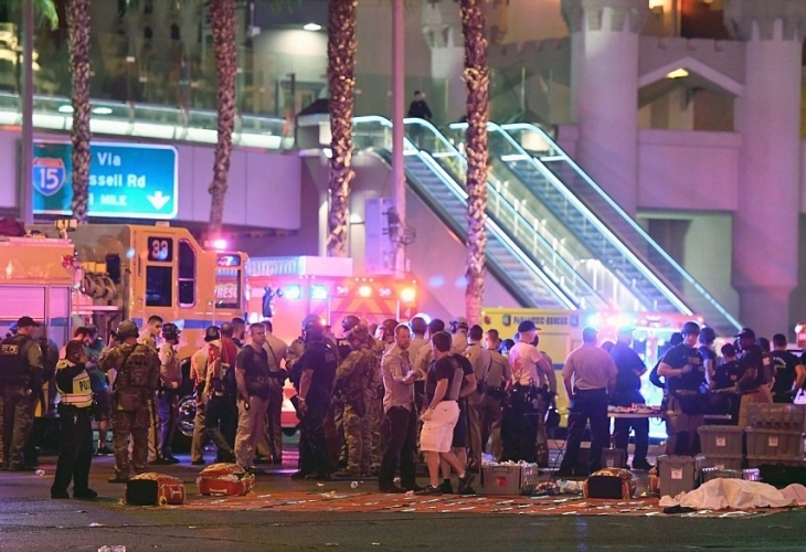 „Ислямска държава“ призовала „самотния вълк“ в Лас Вегас, който уби над 20 и поне 100