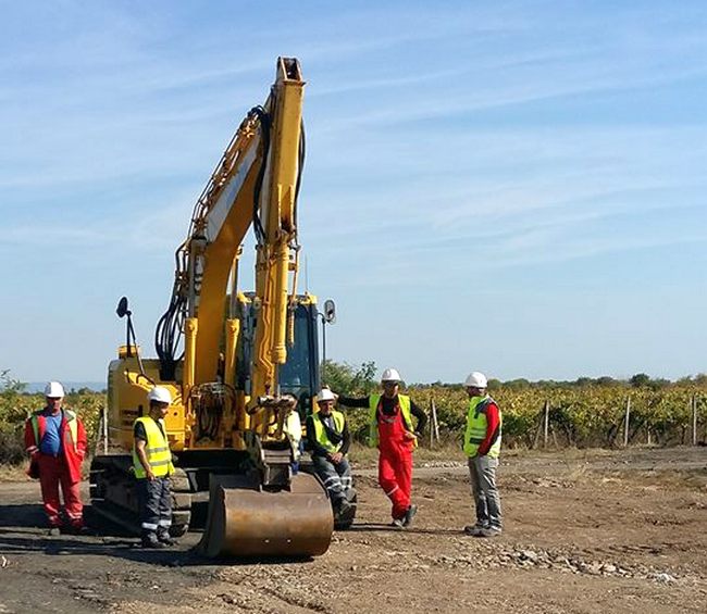 Започва ремонтът на пътя Поморие - Ахелой