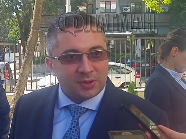 Регионалният министър Николай Нанков в Бургас: Политическа спекула спъва санирането, протеклите блокове са единични случаи