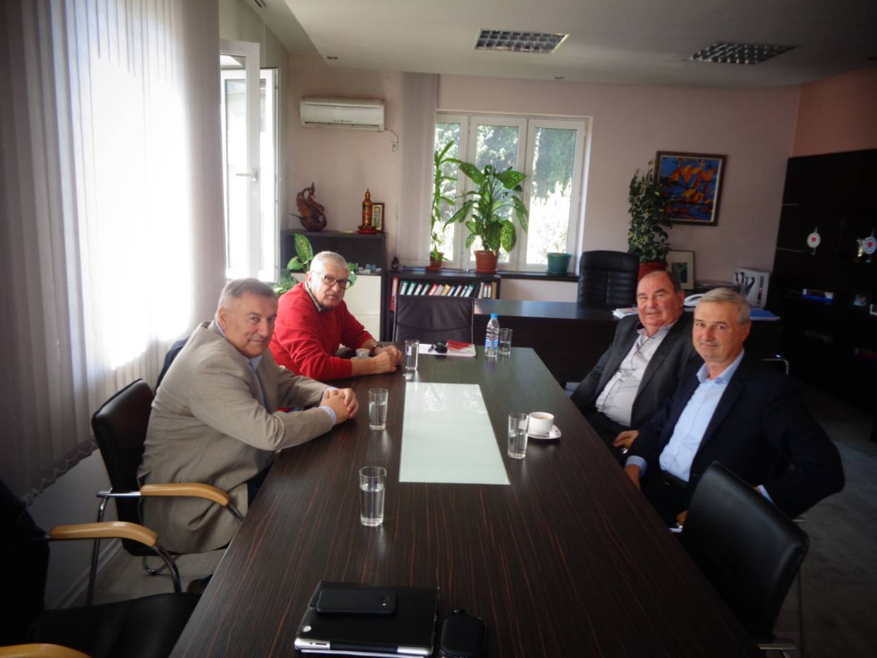 Инж. Петър Кънев: Длъжни сме да съхраним и помогнем на Вагонния завод в Бургас
