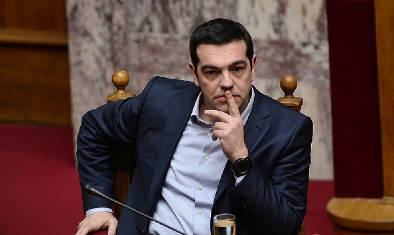 Ципрас раздава 1 милиард евро на най-бедните гърци