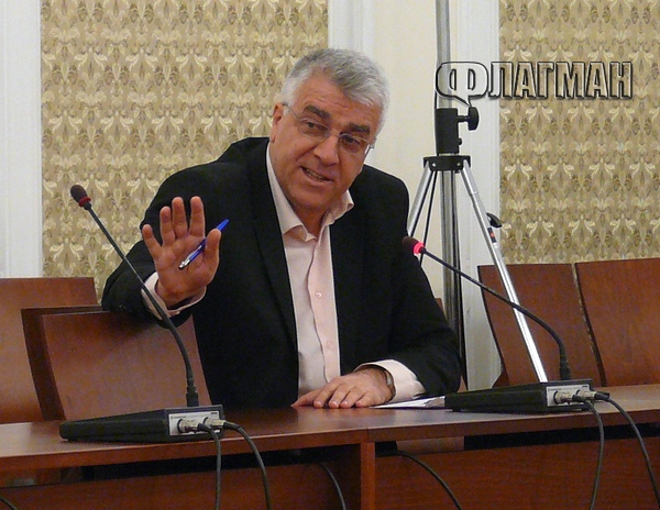 Румен Гечев пред „Флагман”: Нямам намерение да бъда „гумен печат” в Националния съвет на БСП