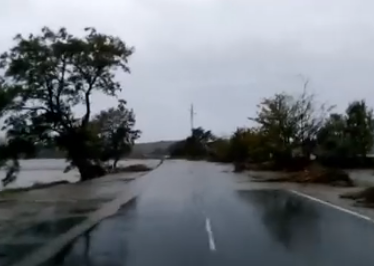 Важно! Затвориха пътя за Средец, вижте бедствието (ВИДЕО)