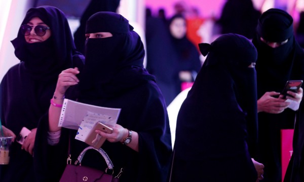 Пускат жените в Саудитска Арабия и на спортни събития