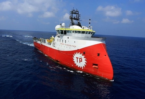 Изчезна турски товарен кораб, плаващ в Босфора