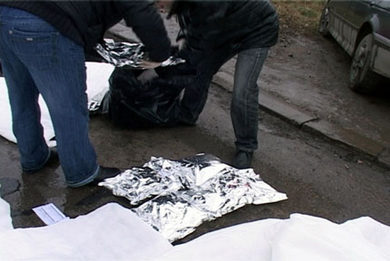 Нов удар на полицията! Откриха пликове с дрога в „Мини Купър“, шофьорът издаде авер с големи количества