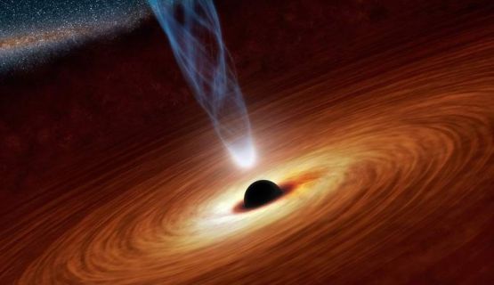 Черна дупка може да погълне Земята