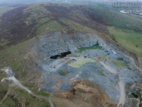 Бургас, събуди се! Частната каменна кариера ни остави без връх Шилото(ВИДЕО)