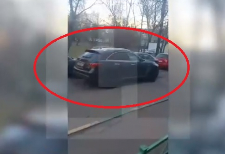 Бременна халоса 6 коли с Infiniti и крещи на катаджиите: Вкарайте ме в затвора! (ВИДЕО)