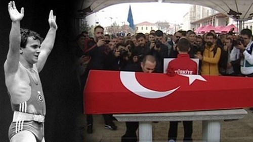 Хиляди изпратиха Наим Сюлейманоглу като национален герой на Турция (СНИМКИ/ВИДЕО)