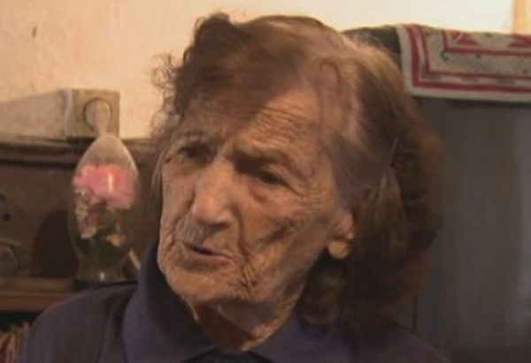 102-годишна баба, работила 30 години в шоколадова фабрика, разкри тайната на дълголетието!