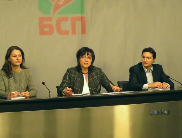 Корнелия Нинова кани Борисов на преговори, за да вадят заедно мутрите от властта