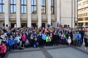 Традицията повелява: Имениците на Никулден да се съберат за златна снимка