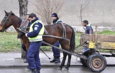 Каруца уби жена на място