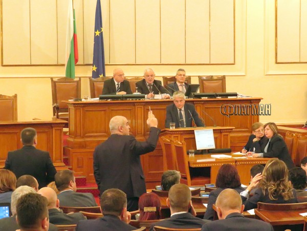 Бойко Рашков с оглушителна реч в парламента – цари тотален произвол при използването на СРС