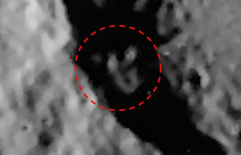 Загадъчни същества снимани на Меркурий и на Луната