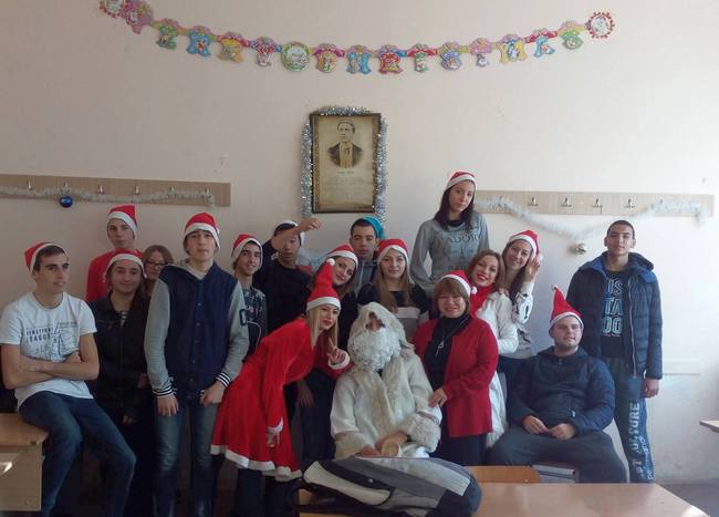 Коледна поща, надиграване и късмети в ПГСАГ „Кольо Фичето“ в Бургас
