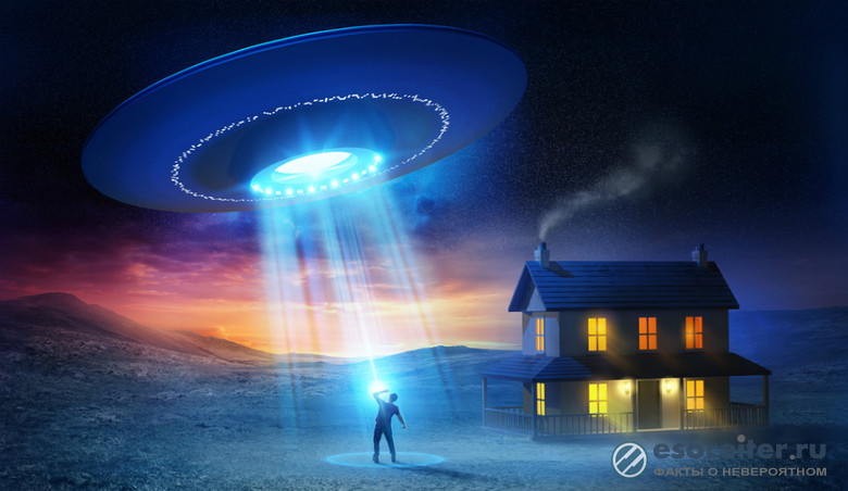Мъж, видял НЛО, се страхува, че ще бъде отвлечен от извънземни