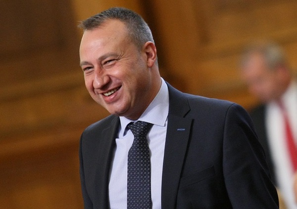 Шефът на „Юнион Ивкони” подаде оставка като депутат - искал да псува, да живее…