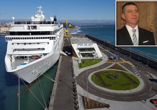 Изп.директор на Пристанище Бургас Диян Димов посочи как да отидем на плаж с кола без да плащаме за паркинг